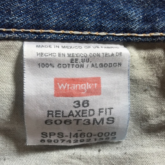 Vintage ✨ Wrangler Denim Shorts - Picture 2 of 4